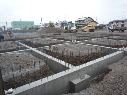 写真：基礎工事